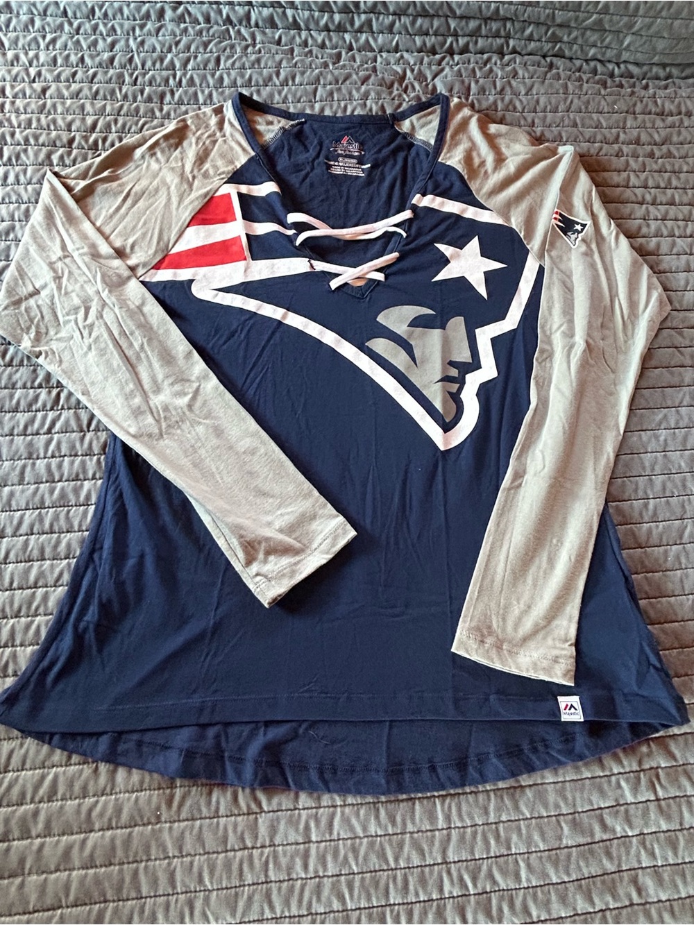 Majestic Women's Nee England Patriot’s Lace-Up Long Sleeve Tee